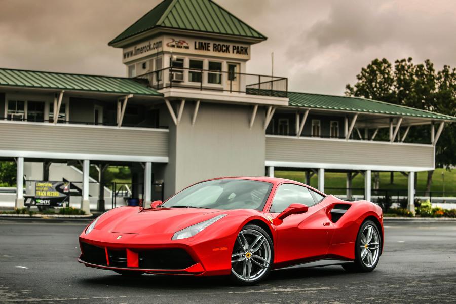  Ferrari 488 GTB 2015 года  (NA) (фото 29 из 42)